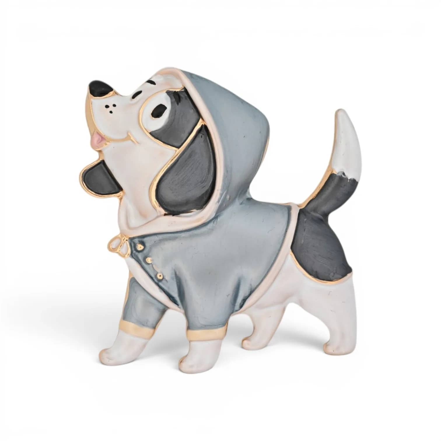 Broche chien aimantée, petit chien debout en imperméable gris à capuche et bottes, contours dorés