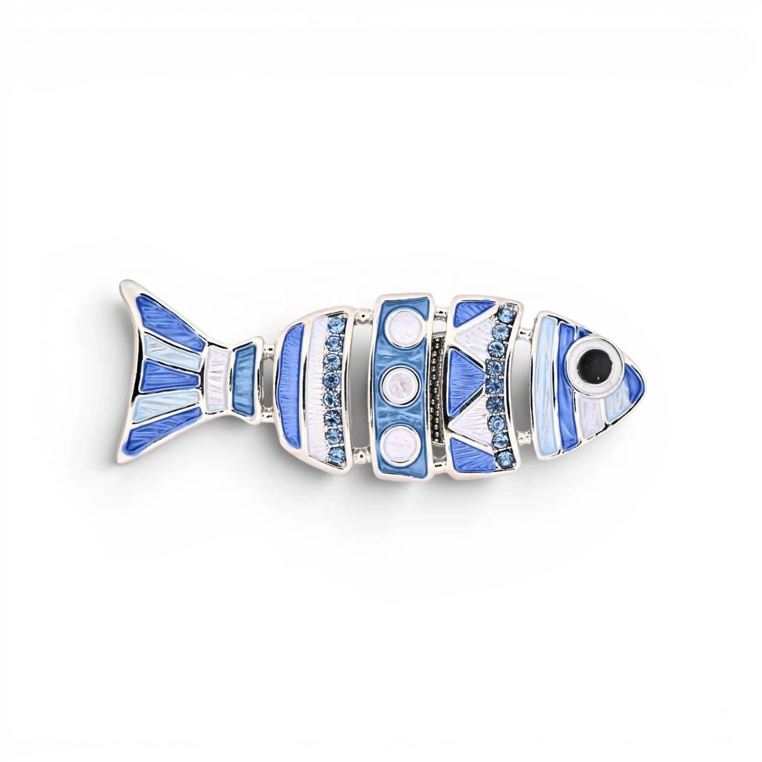 Broche poisson bleu et blanc aimantée, corps articulé émaillé à motifs géométriques et cristaux