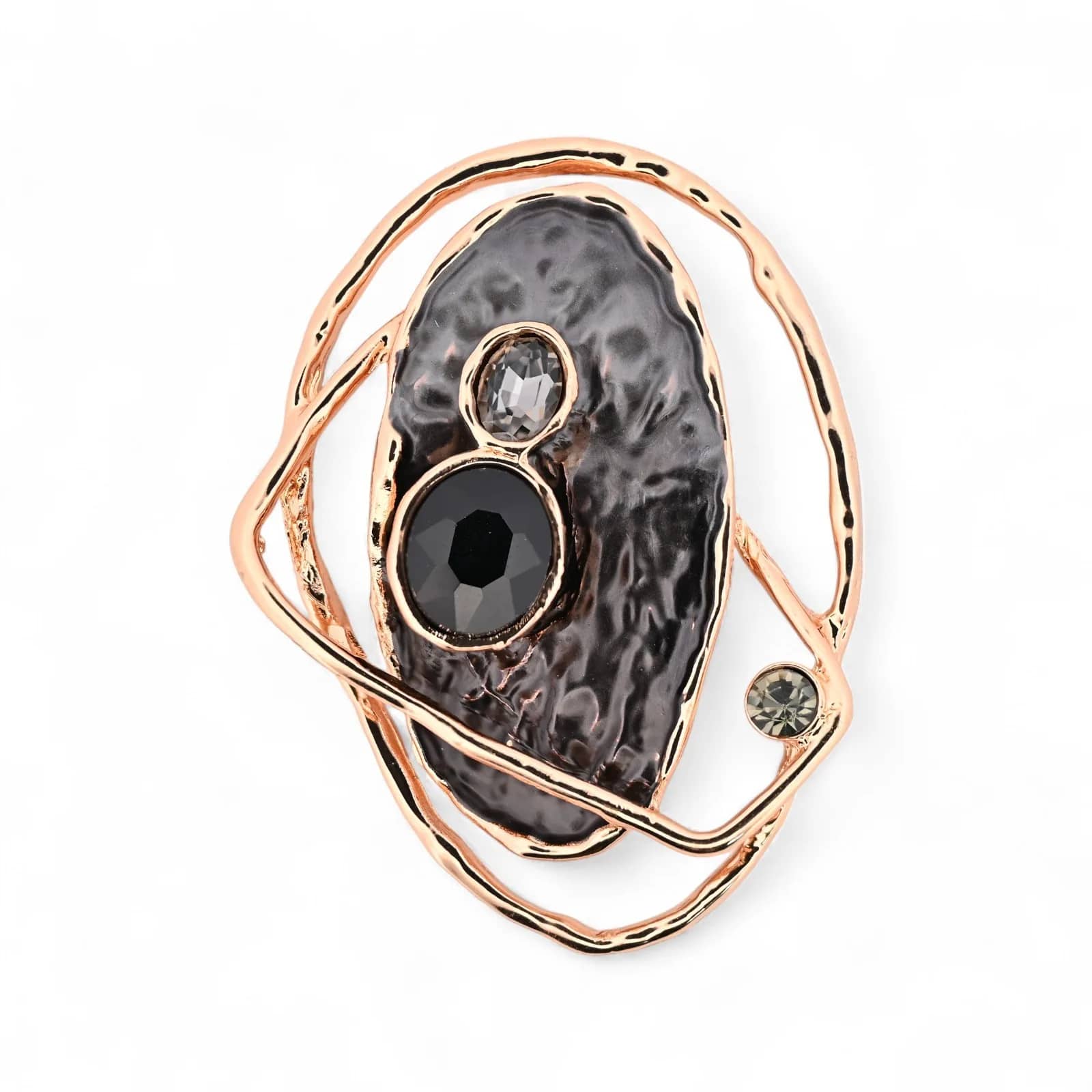Broche sculpture moderne noir et doré aimantée, médaillon marbré gris et noir, cristaux et lignes dorées