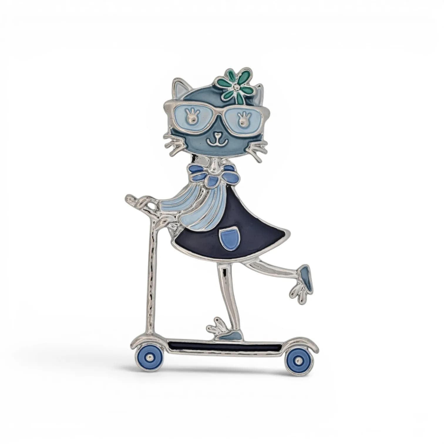 Broche Chat Bleue à Trottinette en Acier Argenté Aimantée