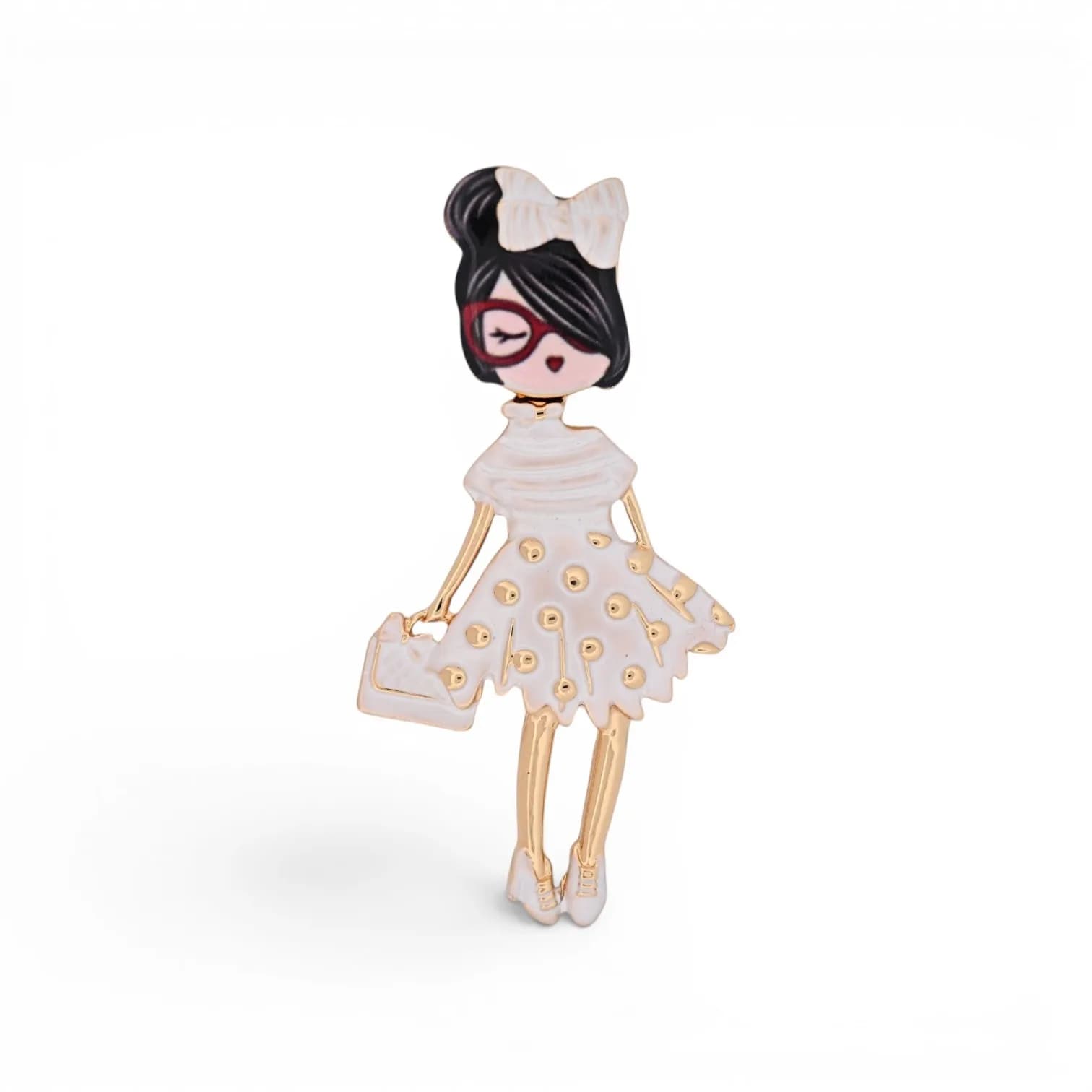 Broche Femme Aimantée en Acier Doré, Robe Blanche et Lunettes Rouges, 6 x 3,8 cm